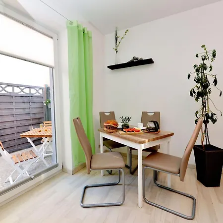 בית נופש Moderne In Historischem Ambiente Unweit Zur Altstadt Und Zum Hafen By Interhome שטראלסונד